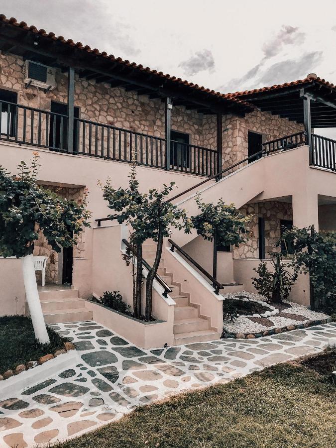 Liogerma Apartments 佩科霍里 外观 照片