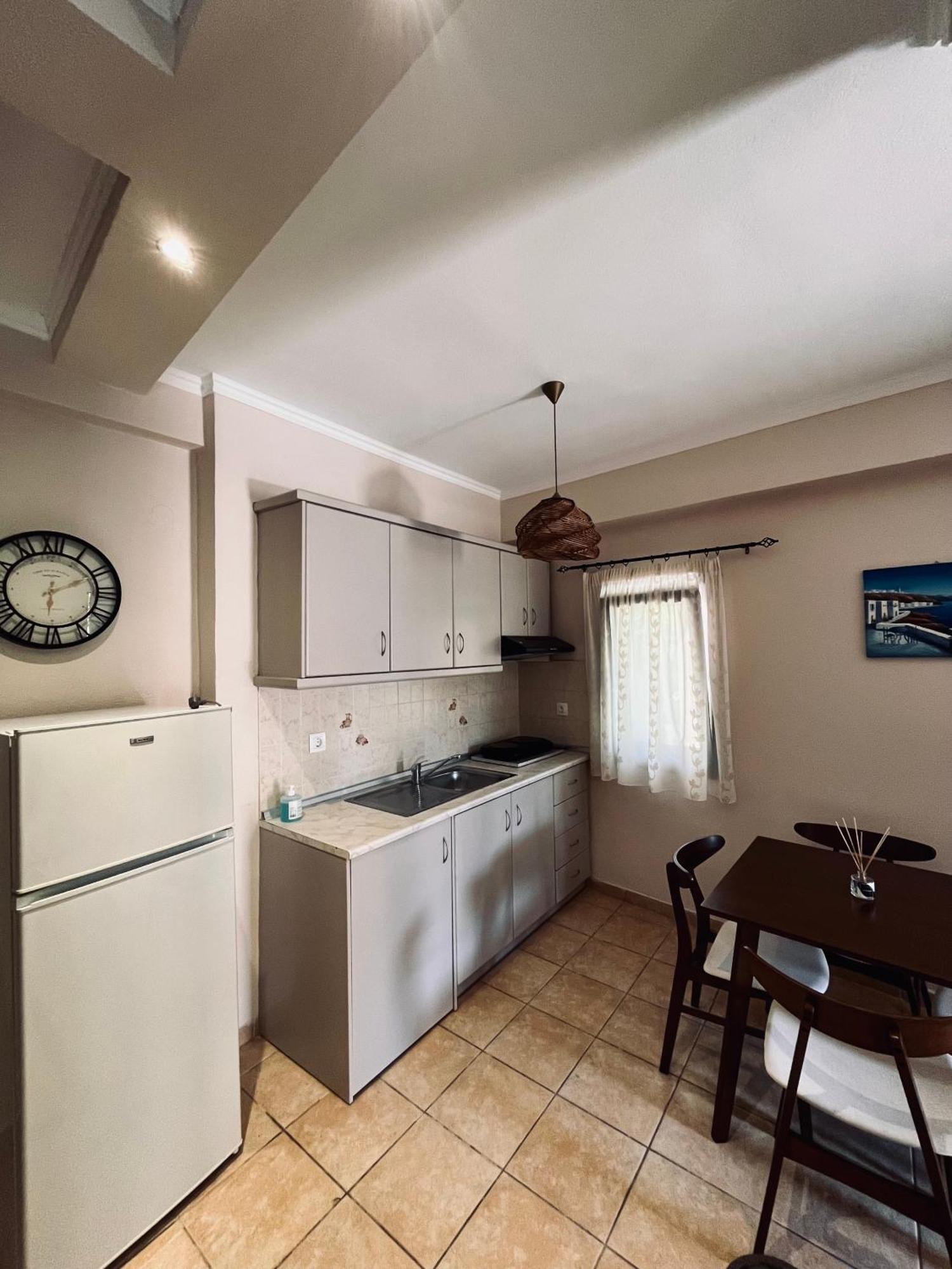 Liogerma Apartments 佩科霍里 外观 照片